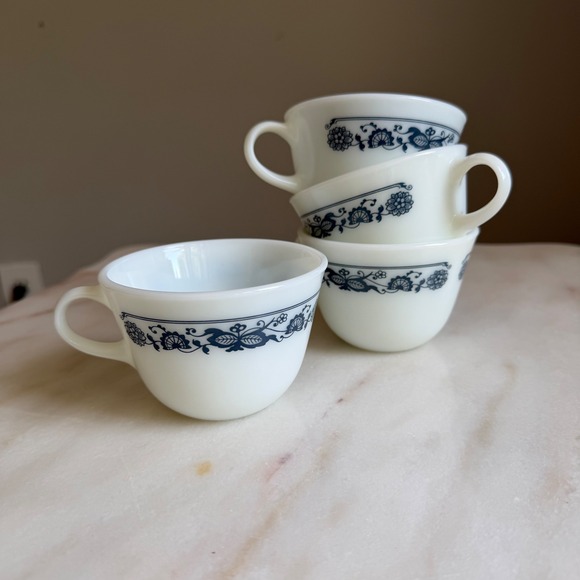 Pyrex Other - Pyrex Old Town Blue Onion Tea Cups Set of 4 Milk Glass Coffee Mugs Vintage USA